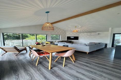 Photo of property in 2/383 Bucklands Road, Bucklands Beach, Auckland, 2012