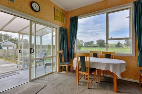 Photo of property in 27 Old Coach Road, Mataura, Gore, 9772