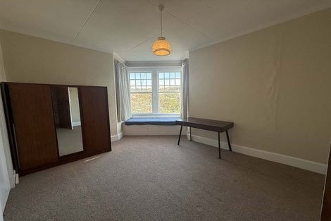 Photo of property in 12 North Terrace, Kelburn, Wellington, 6012