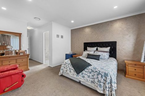 Photo of property in 587 Great South Road, Rosehill, Papakura, 2113