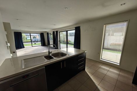 Photo of property in 2 Millesimes Way, Yaldhurst, Christchurch, 8042