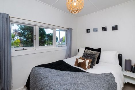 Photo of property in 102 Beach Road, Haumoana, 4102