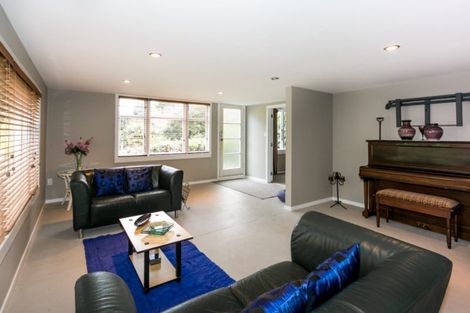Photo of property in 24 Cobden Road, Bluff Hill, Napier, 4110