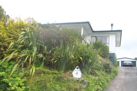 Photo of property in 4 Wisteria Grove, Maungaraki, Lower Hutt, 5010