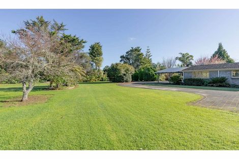 Photo of property in 11 Riverview Road, Kerikeri, 0230