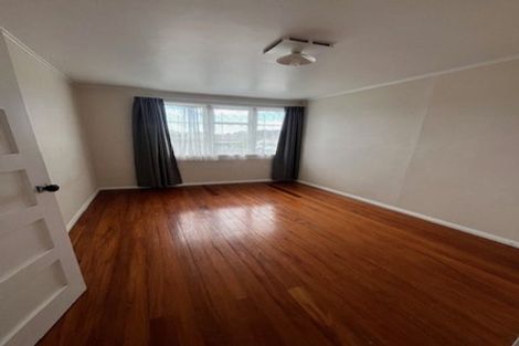 Photo of property in 35 Tobin Street, Pukekohe, 2120