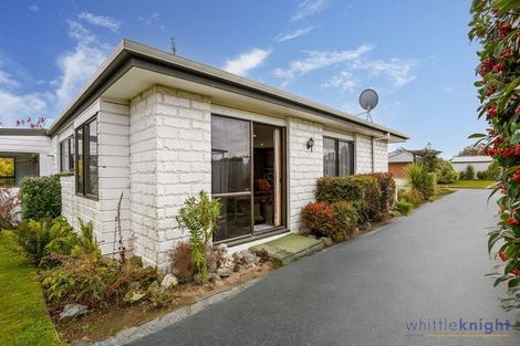 Photo of property in 5 Devon Crescent, Darfield, 7510