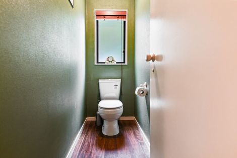 Photo of property in 4 Akona Lane, Hamilton East, Hamilton, 3216