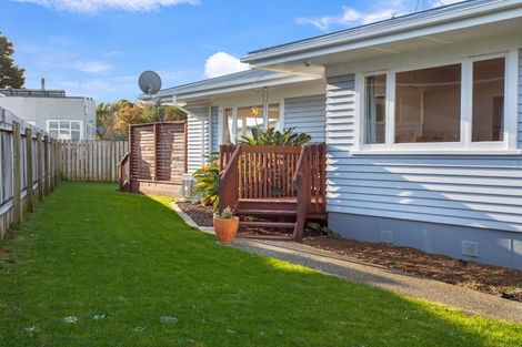 Photo of property in 37 Hooper Avenue, Pukekohe, 2120