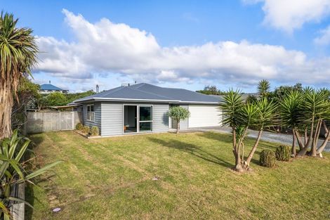 Photo of property in 48 Gawler Street, Te Horo Beach, Otaki, 5581