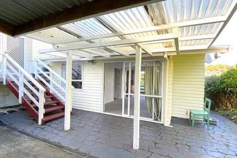 Photo of property in 48 Valley View Road, Glenfield, Auckland, 0629