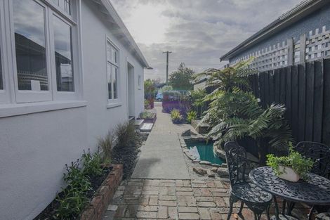 Photo of property in 80 Somerfield Street, Somerfield, Christchurch, 8024