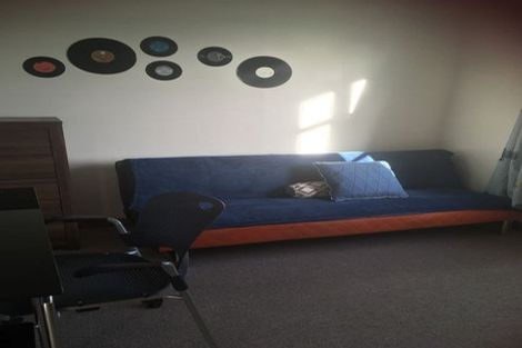 Photo of property in 16 Freyberg Street, Roslyn, Palmerston North, 4414