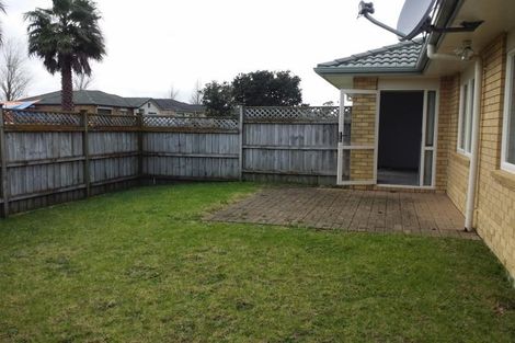 Photo of property in 20 Ashmere Lane, Weymouth, Auckland, 2103