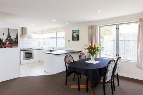Photo of property in 651a Featherston Street, Roslyn, Palmerston North, 4414