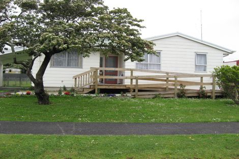 Photo of property in 13 Welby Place, Mangere, Auckland, 2022