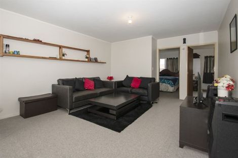 Photo of property in 280 Shakespeare Street, Leamington, Cambridge, 3432