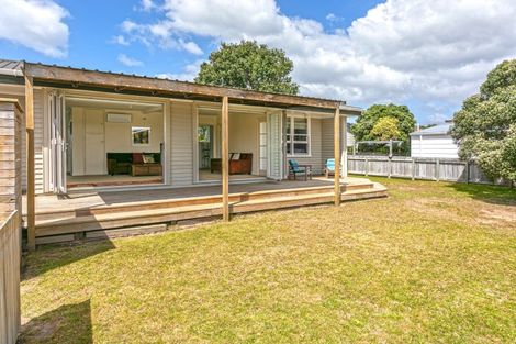 Photo of property in 215b Williamson Road, Whangamata, 3620