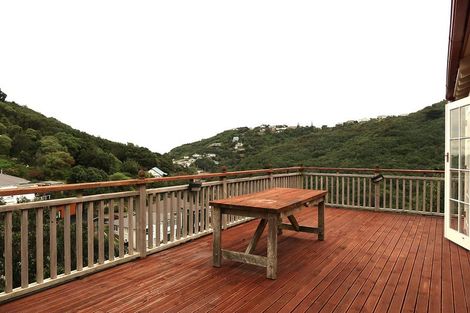 Photo of property in 58 Hungerford Road, Houghton Bay, Wellington, 6023