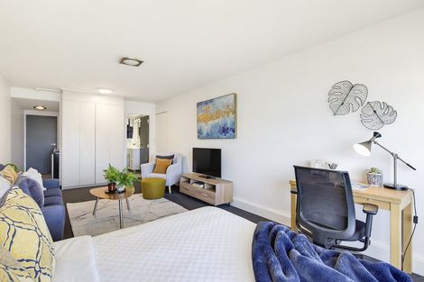 Photo of property in The Capital, 17/370 Oriental Parade, Oriental Bay, Wellington, 6011