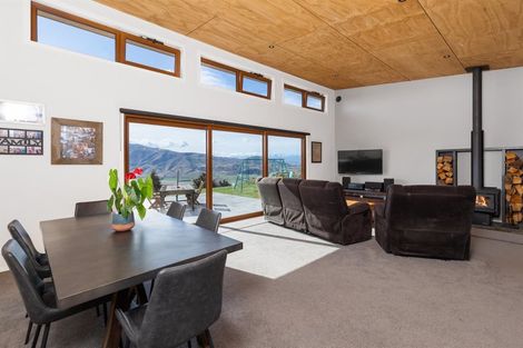 Photo of property in 177 Wailana Heights Drive, Queensberry, Cromwell, 9383