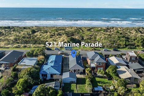 Photo of property in 521 Marine Parade, South New Brighton, Christchurch, 8062