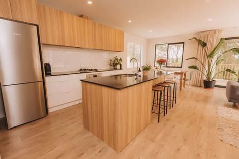 Photo of property in 16b Russell Drive, Oakura, 4314