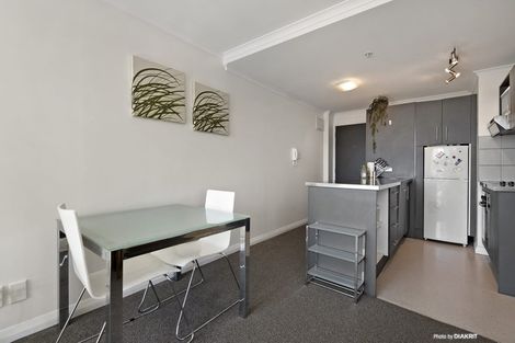 Photo of property in Monvie Apartments, 501/15 Holland Street, Te Aro, Wellington, 6011
