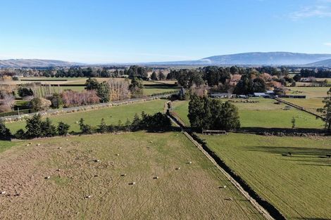 Photo of property in 74 Outram-mosgiel Road, Mosgiel, 9092