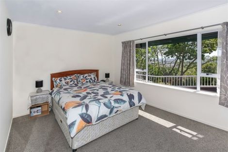 Photo of property in 327 Kaipara Road, Papakura, 2582