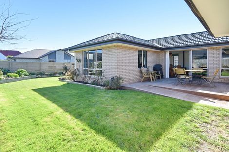 Photo of property in 12d Watkins Drive, Rangiora, 7400