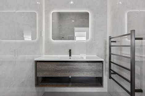 Photo of property in 15 Piringa Road, Pukekohe, 2120