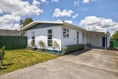 Photo of property in 4 Rhodes Drive, Kelvin Grove, Palmerston North, 4414