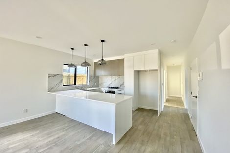 Photo of property in 113 Tiriwa Drive, Massey, Auckland, 0614