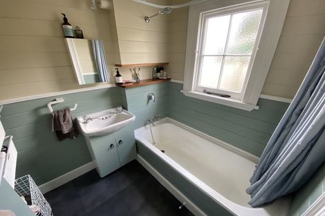 Photo of property in 19 Crown Road, Paerata, Pukekohe, 2676