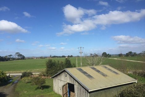 Photo of property in 14 Cole Road, Te Kopuru, 0391