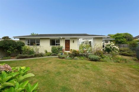 Photo of property in 42 Toorak Avenue, Avonhead, Christchurch, 8042