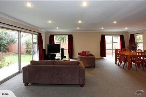 Photo of property in 360 Yaldhurst Road, Russley, Christchurch, 8042