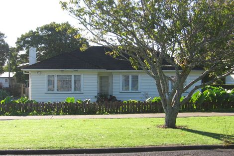Photo of property in 47 Cambridge Terrace, Papatoetoe, Auckland, 2025