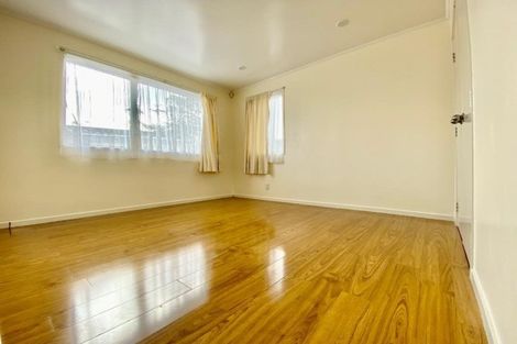 Photo of property in 41 Sharland Avenue, Manurewa, Auckland, 2102