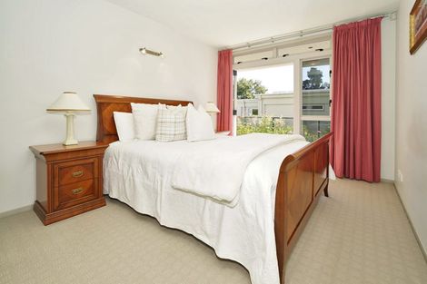 Photo of property in 138 Lake Crescent, Hamilton Lake, Hamilton, 3204