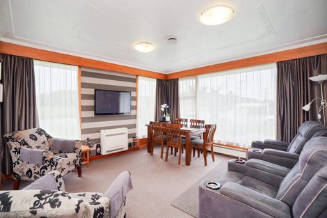 Photo of property in 81 Orawia Road, Tuatapere, 9620