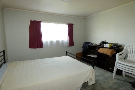 Photo of property in 120 Queen Street, Westport, 7825