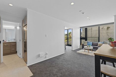 Photo of property in 12d/30 Westward Ho, Glen Eden, Auckland, 0602