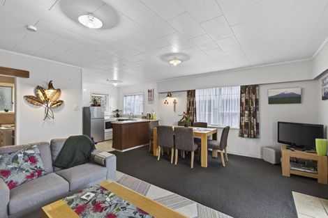 Photo of property in 85 Fulford Street, New Plymouth, 4310
