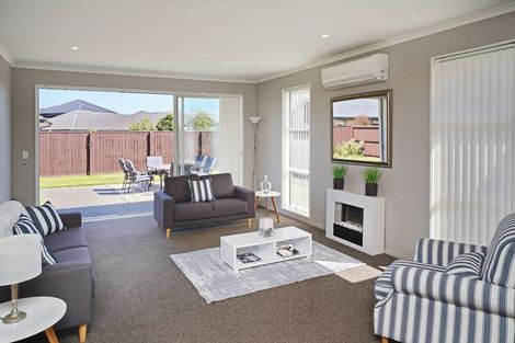 Photo of property in 19 Brockelbank Drive, Kaiapoi, 7630