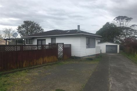Photo of property in 13 Kern Place, Manurewa, Auckland, 2102