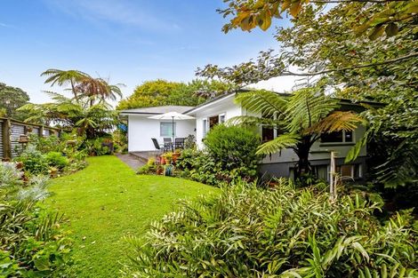 Photo of property in 1 High Road, Hawera, 4610