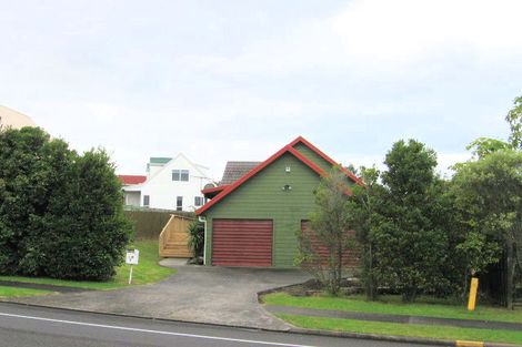 Photo of property in 1/6 Gosford Drive, Botany Downs, Auckland, 2010