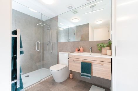 Photo of property in 6/63 Tiketike Way, Brooklyn, Wellington, 6021